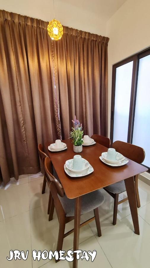 Jrv Hotelstyle Homestay Melaka Esterno foto