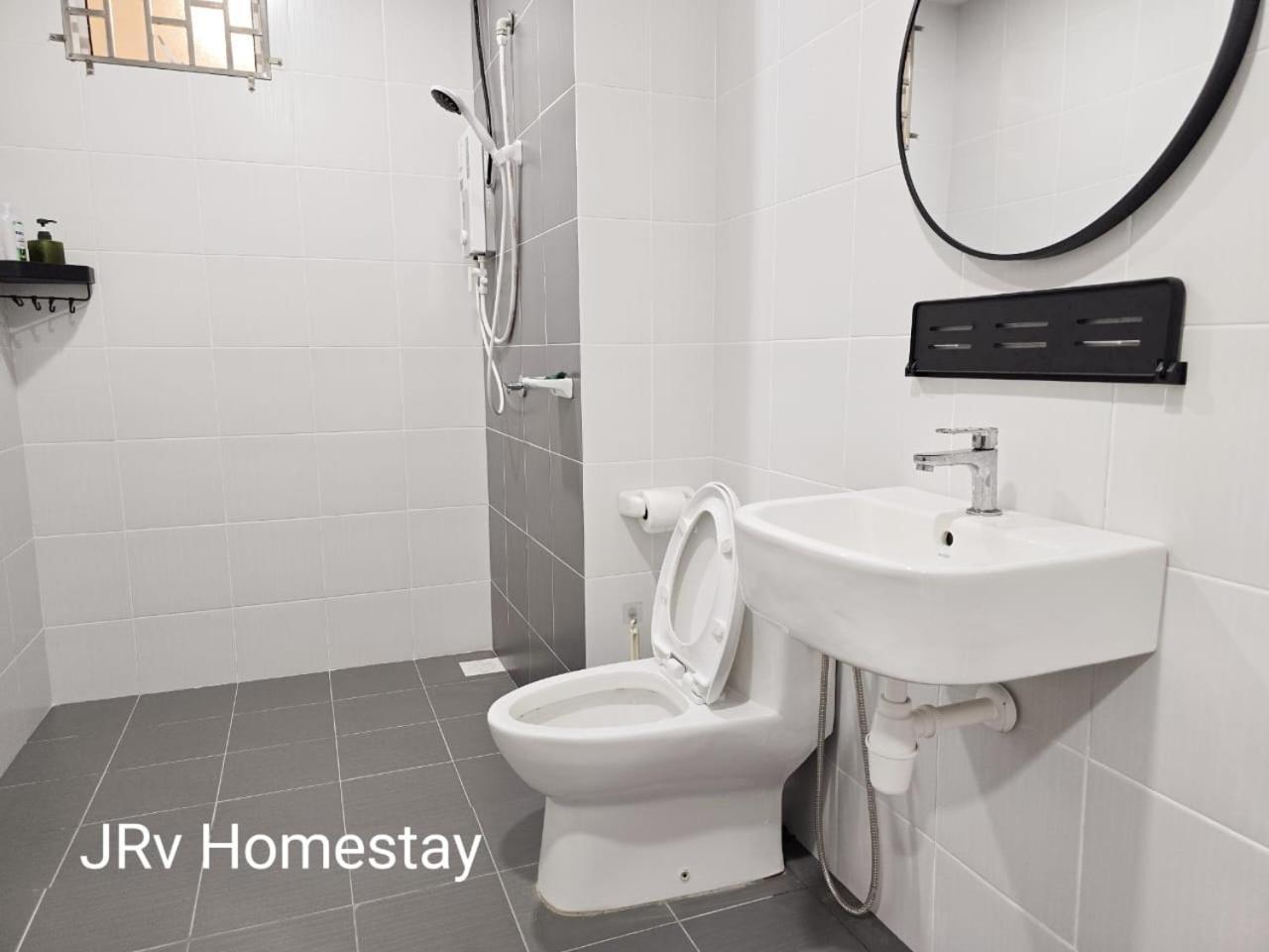 Jrv Hotelstyle Homestay Melaka Esterno foto